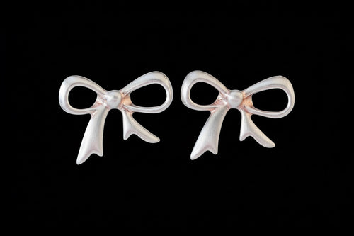 1-Earrings-Bow Stud