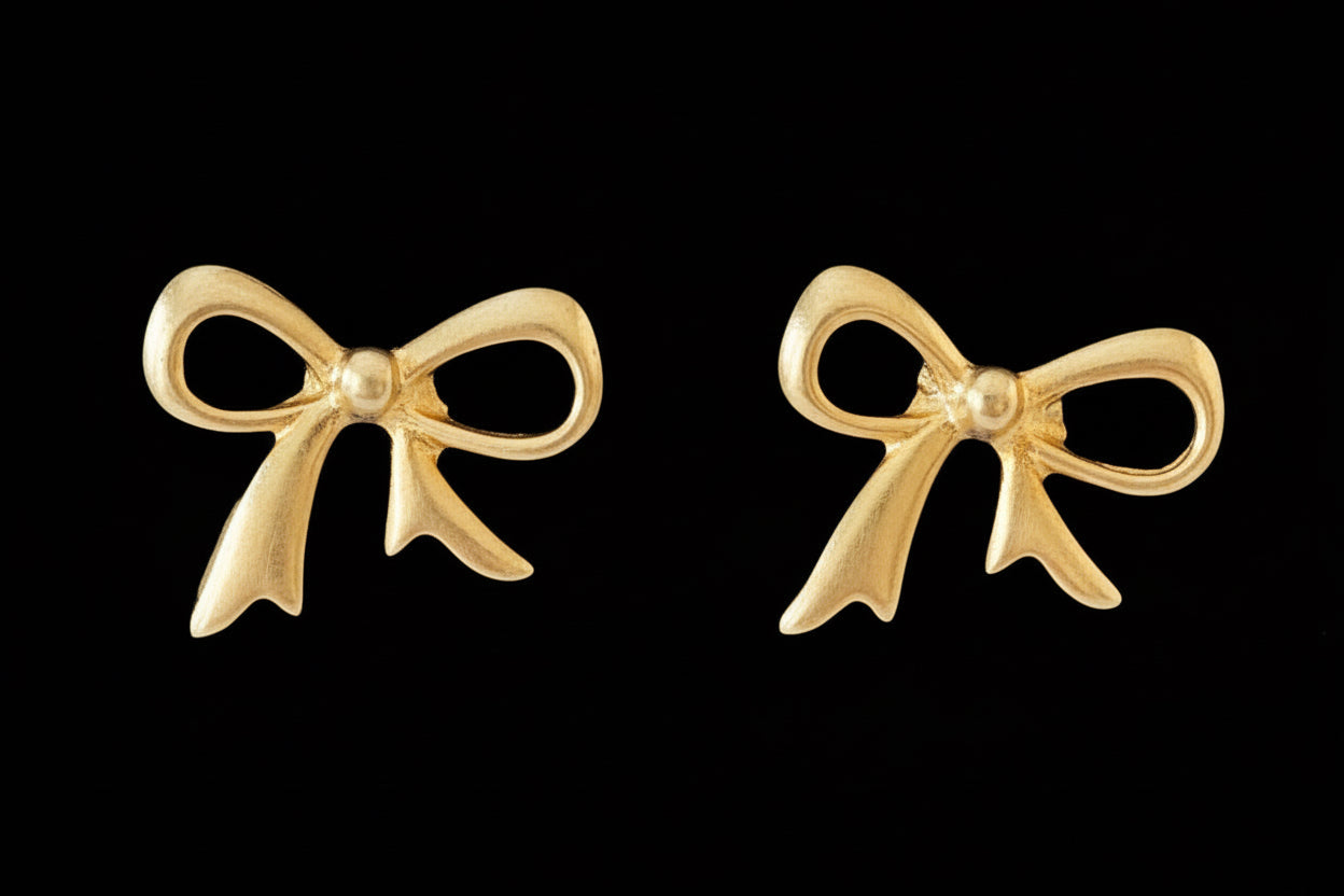 1-Earrings-Bow Stud